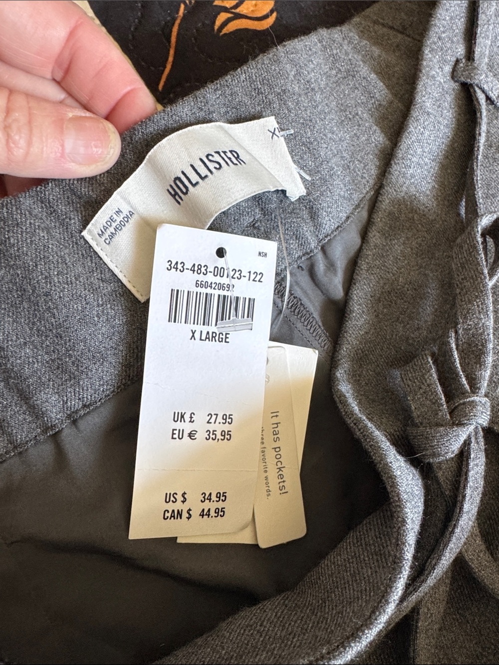 Hollister Gray Pleated Mini Skirt with Drawstring - Picture 2 of 3